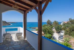 Family room terrace