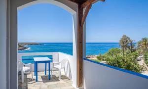 Family room terrace
