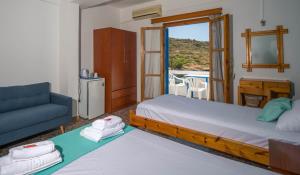 Large double room or Family room