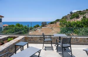 Studios ground floor terrace