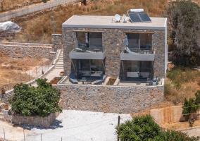 Mixalis and Nina's Studios